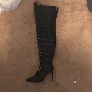 Size 8.5 Thigh high boot from Fashionnova